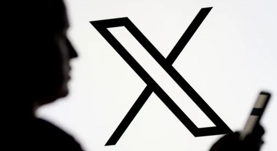 Thousands report outages of Musk's X platform in US and UK